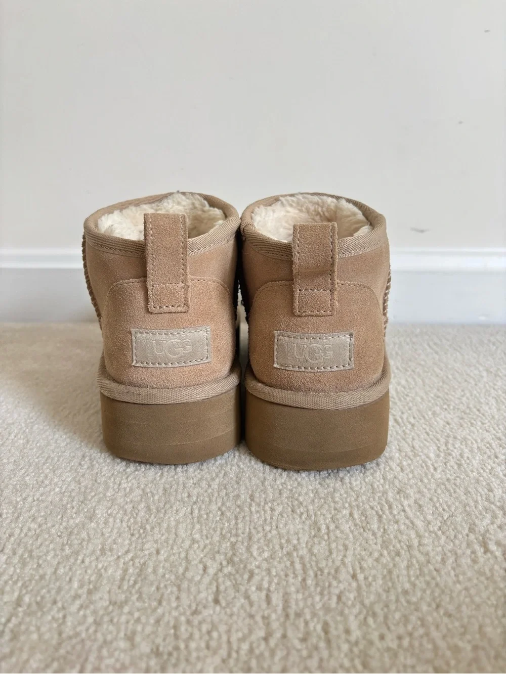 UGG Classic Ultra Mini Platform Boots BK 5